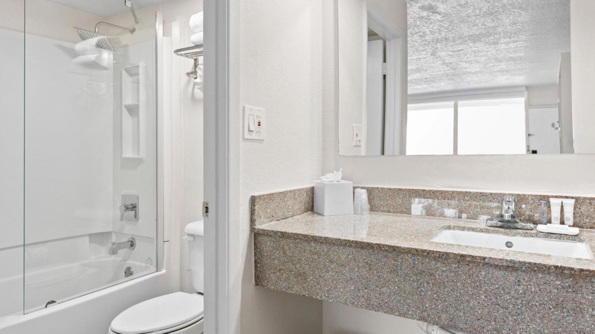 Developer Inn & Suites Airport Jax, A Baymont By Wyndham Τζάκσονβιλ Εξωτερικό φωτογραφία